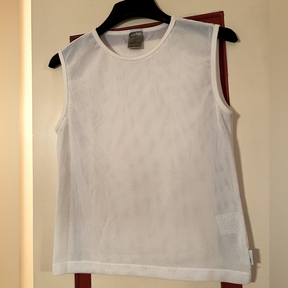 NWOT Nike Mesh shirt